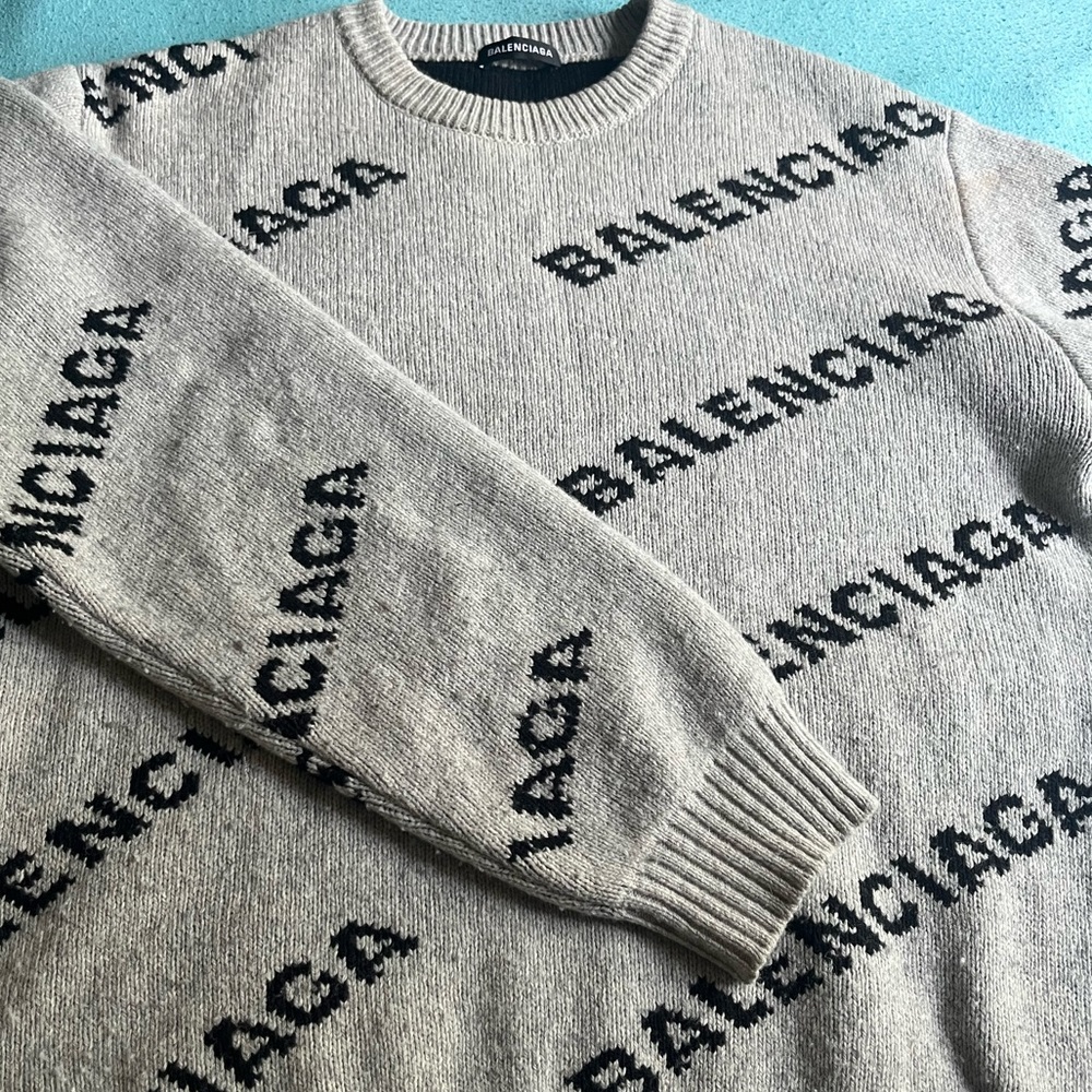 Balenciaga sweater XL grey.  Worn a couple times but in great condition.